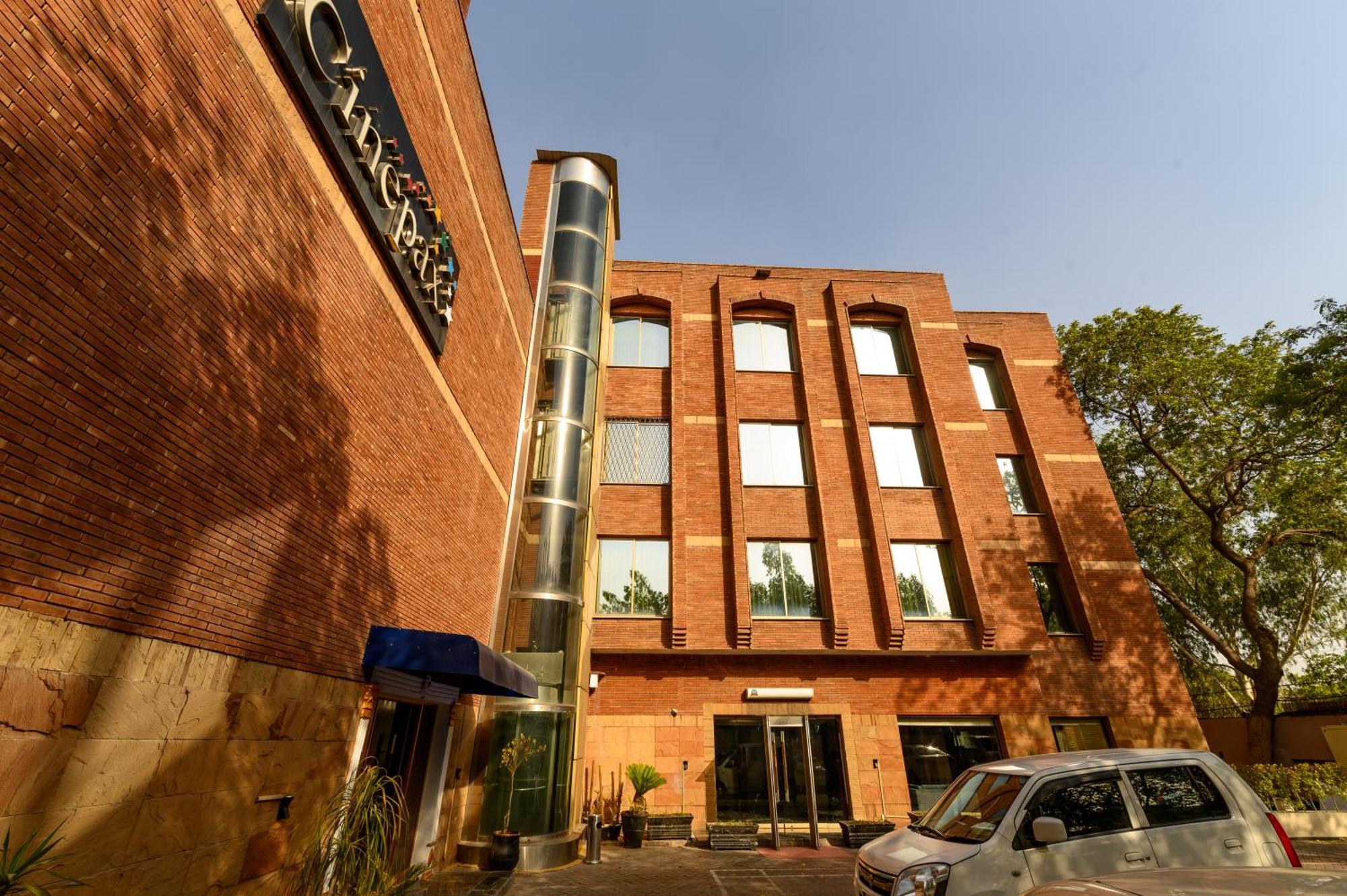 Hotel One Faisalabad Exterior foto